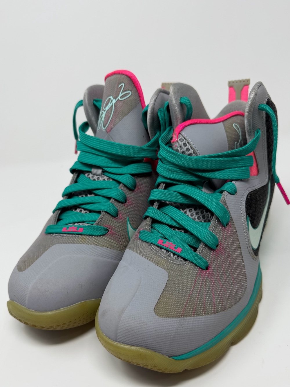 Nike LeBron “South Beach” Gray Sneakers with Teal Laces and Pink Trim Sz. 7y